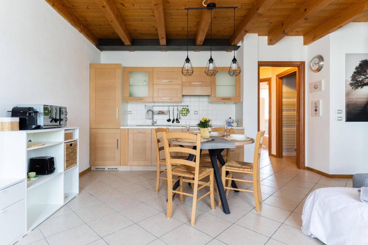 Garda Lake & Relax - Cottage On The Hill カプリーノ・ヴェロネーゼ エクステリア 写真